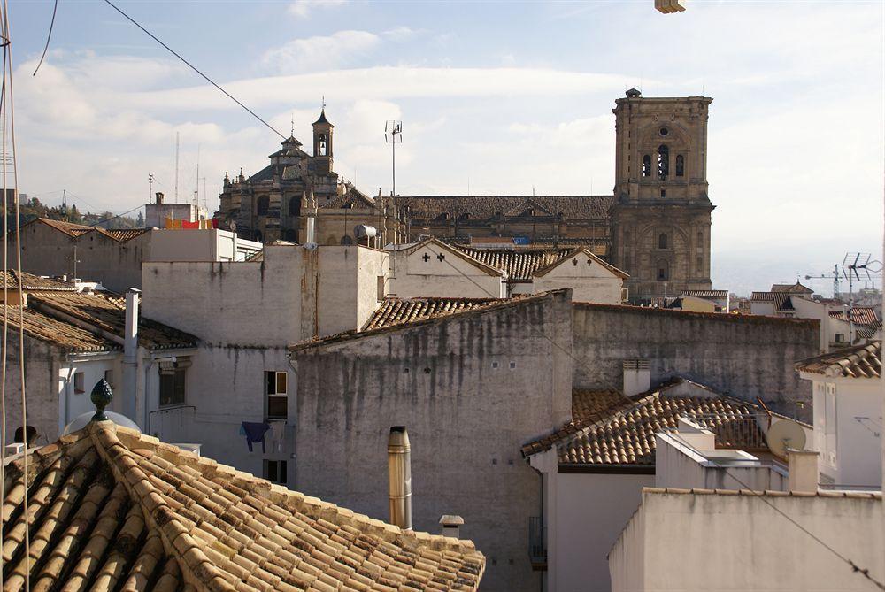 Oyo Fonda Sanchez