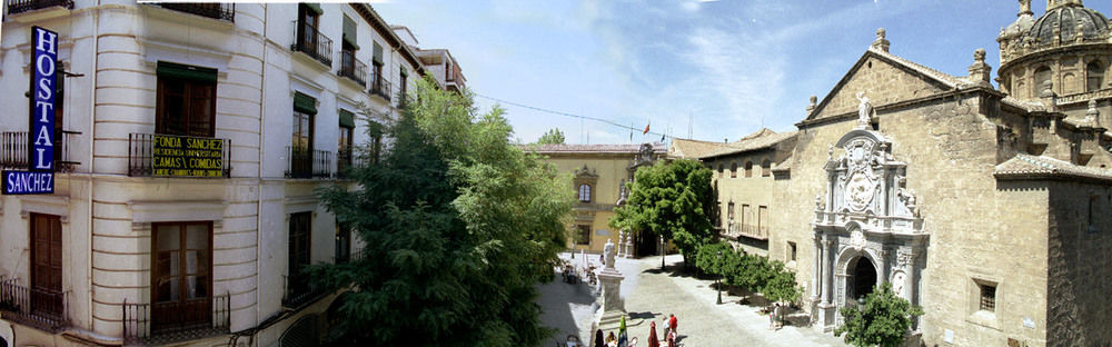Oyo Fonda Sanchez 2* Granada